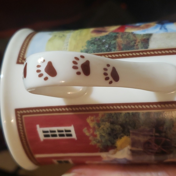 Five Boyd's Bear Mugs includes (5) - Picture 12 of 12